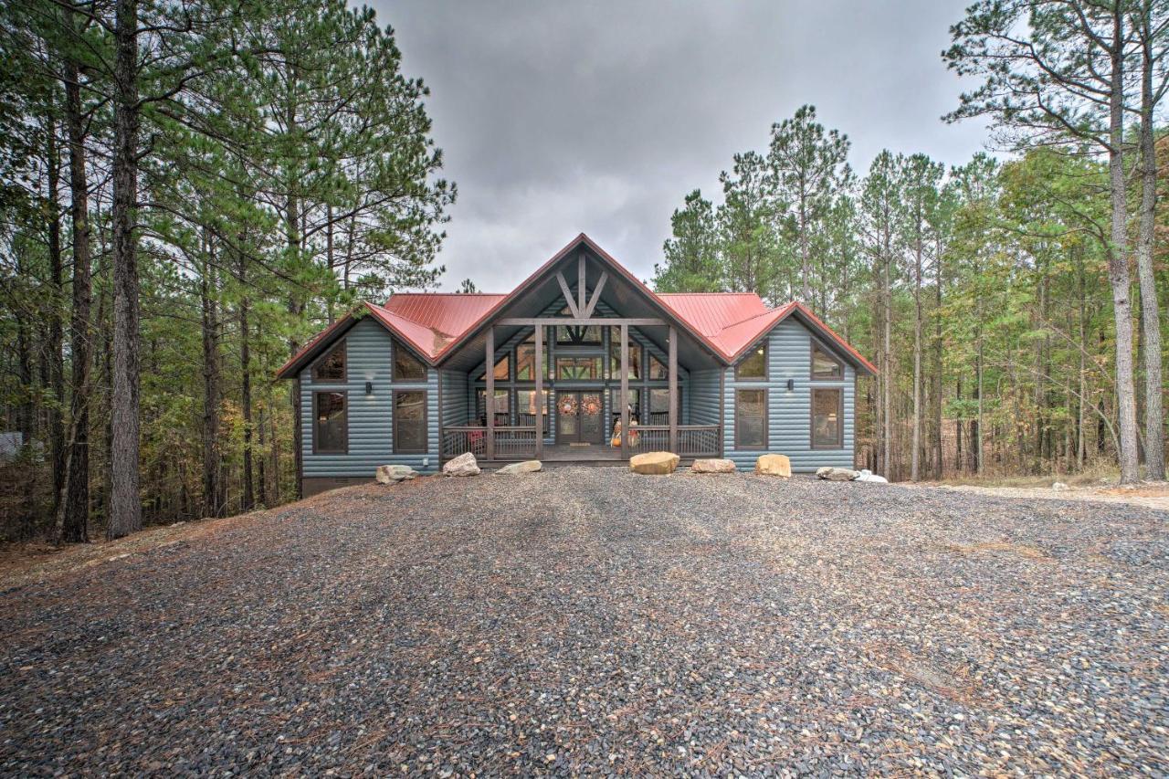 Broken Bow Cabin Deck With Hot Tub And Pool Table! Luaran gambar