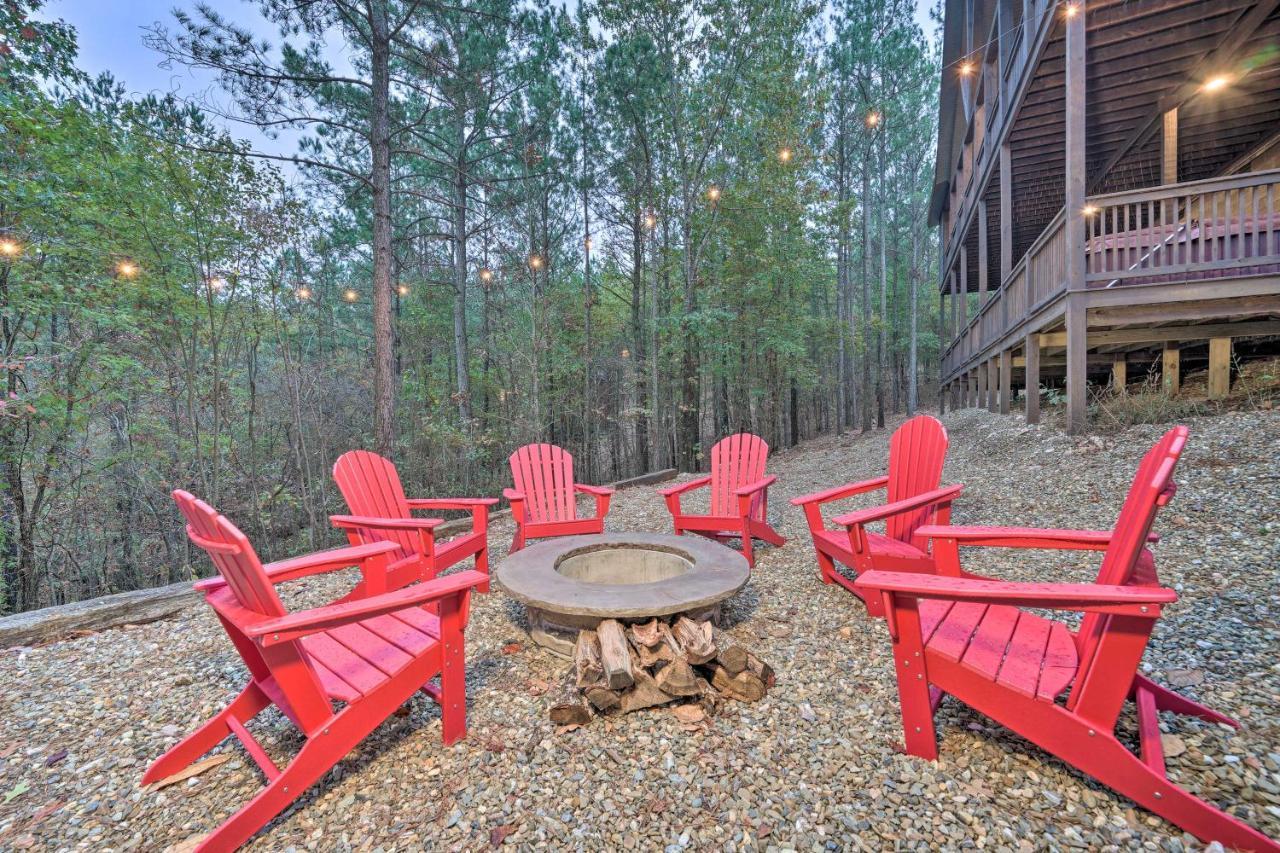 Broken Bow Cabin Deck With Hot Tub And Pool Table! Luaran gambar