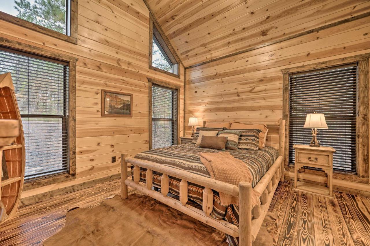 Broken Bow Cabin Deck With Hot Tub And Pool Table! Luaran gambar